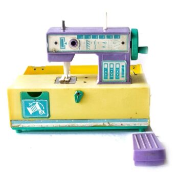 Maquinita de Coser Funcional Años 70