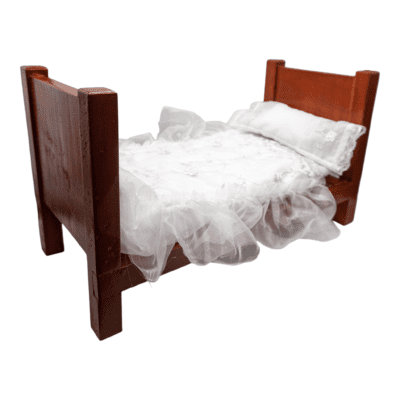 Cama de Madera para muñeco vintage tipo orejón (compatible con Topo Gigio)