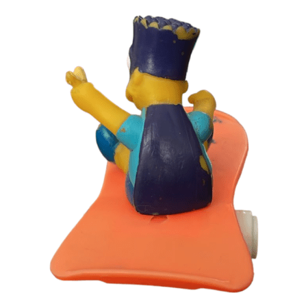 Figura de Bart con Máscara en Patineta - Imagen 3