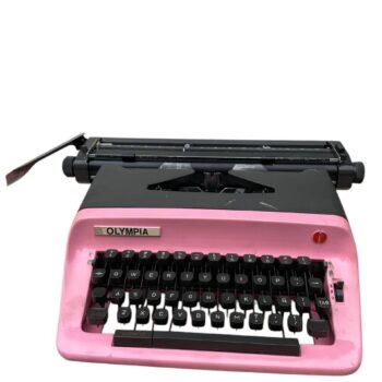 Máquina de escribir Olympia Rosada