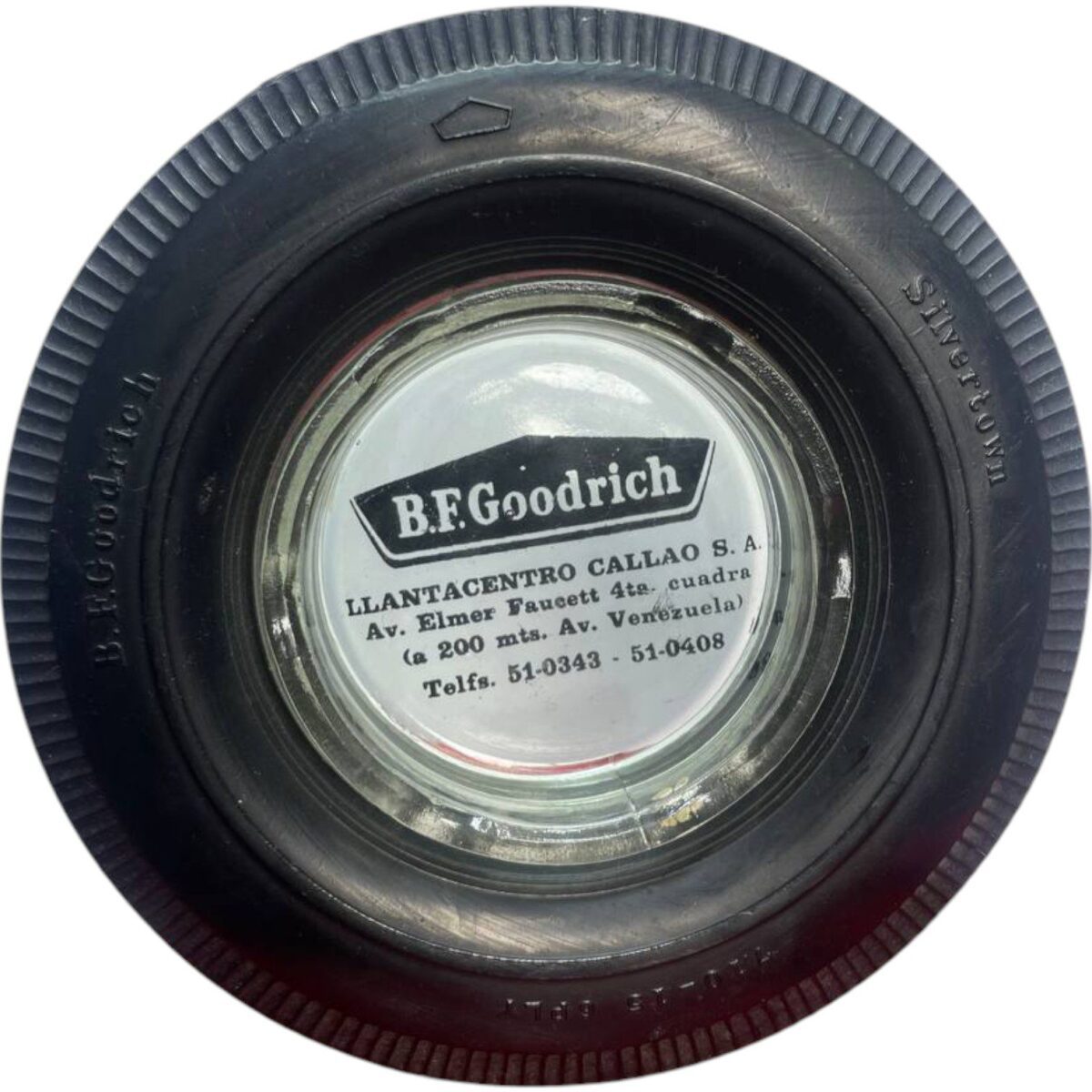 photo_4954106512805049409_y-Photoroom