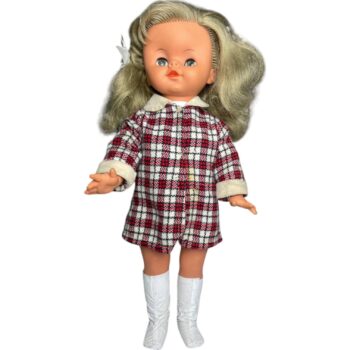 Muñeca Michela de Basa