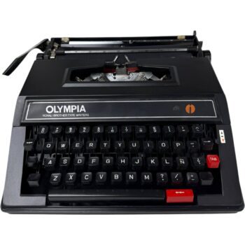 Máquina de Escribir Olympia Negra