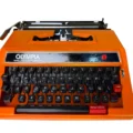Máquina de Escribir Royal Brothers TypeWriters Naranja - Imagen 2